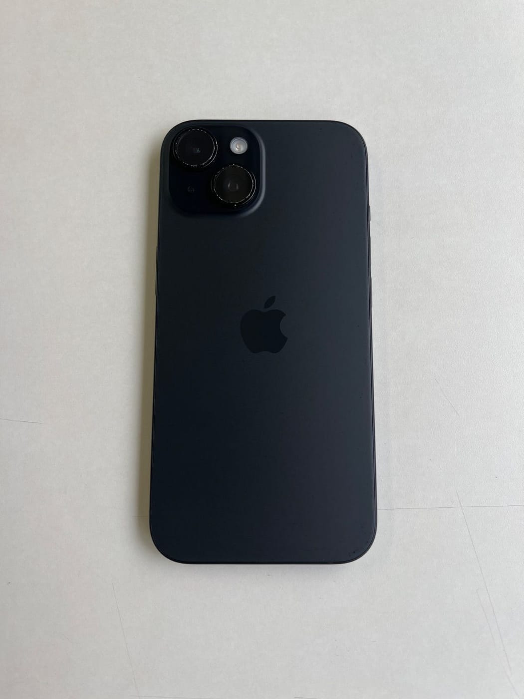 美品 iPhone 15 128GB ブラック バッテリー84% MTMH3J/A - 8844