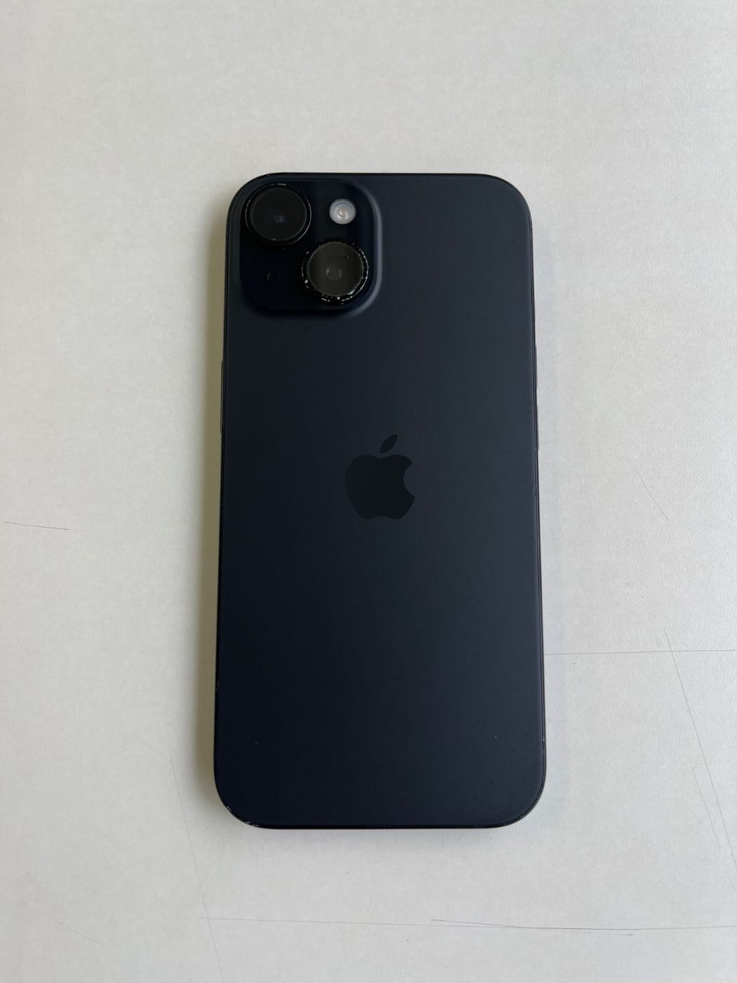 美品 iPhone 15 128GB ブラック バッテリー85% MTMH3J/A - 0730