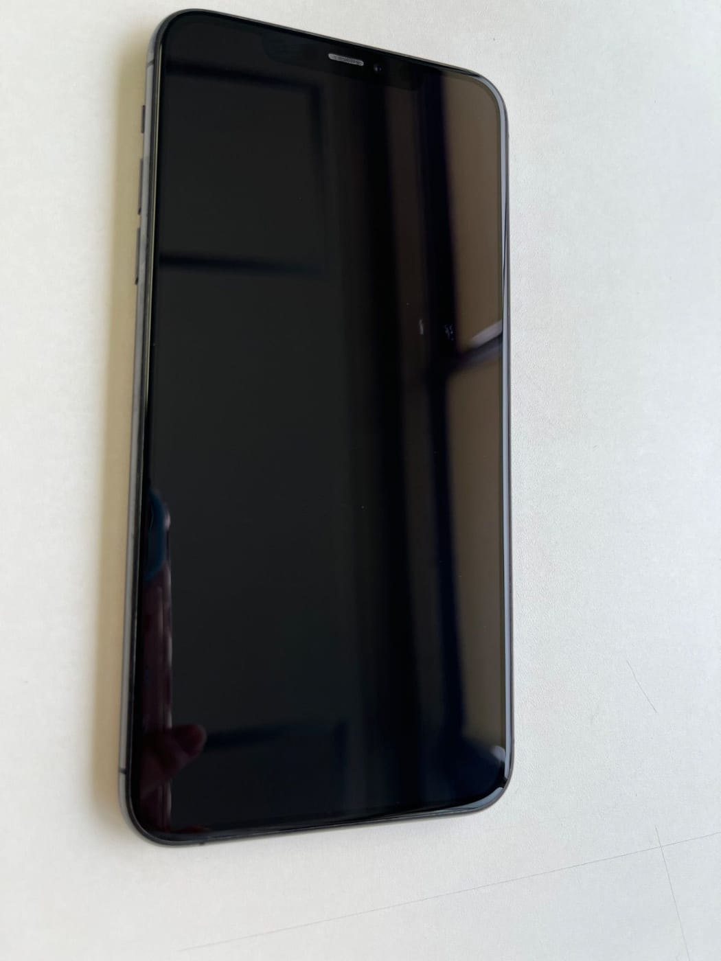 美品 iPhone 11 Pro Max 256GB スペースグレイ バッテリー95% MWHJ2J/A - 8692 3