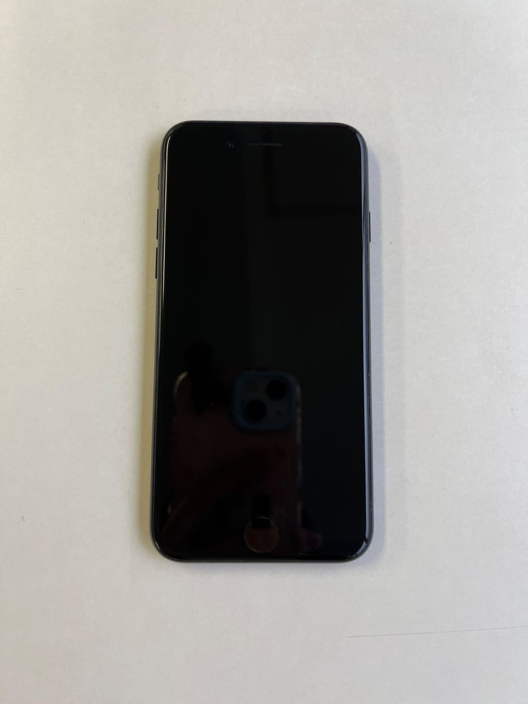 美品 iPhone SE (第3世代) 64GB ミッドナイト バッテリー87% MMYC3J/A - 4997 2