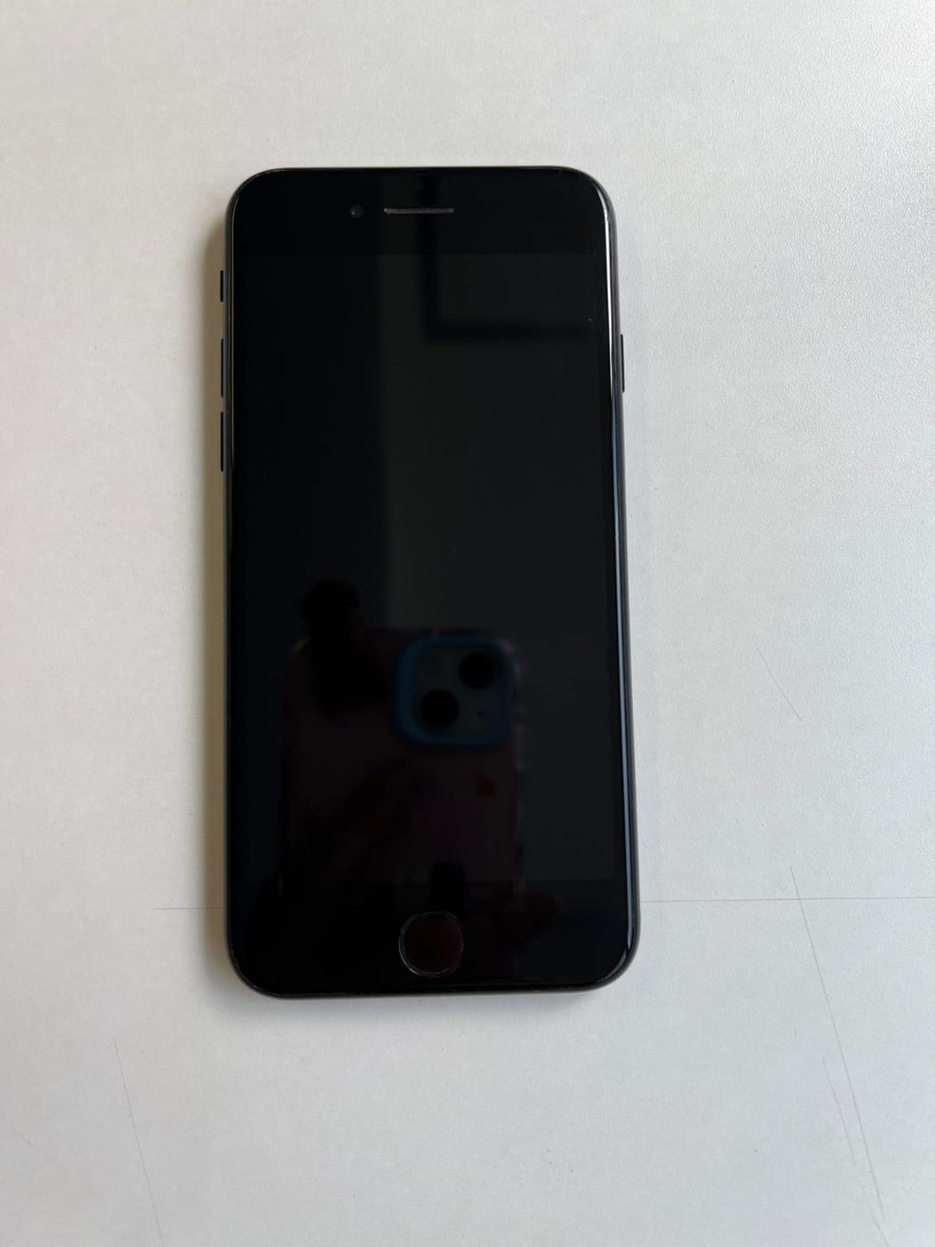 美品 iPhone SE (第2世代) 128GB ブラック バッテリー85% MHGT3J/A - 1270 2