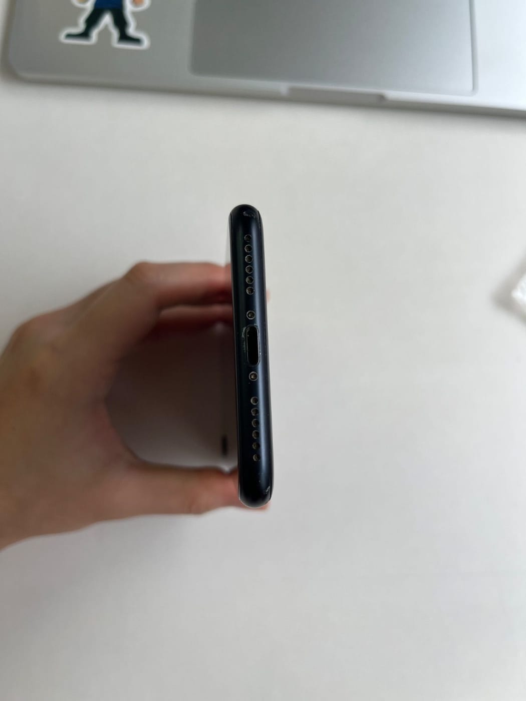 美品 iPhone SE (第3世代) 64GB ミッドナイト バッテリー74% MMYC3J/A - 8254 8