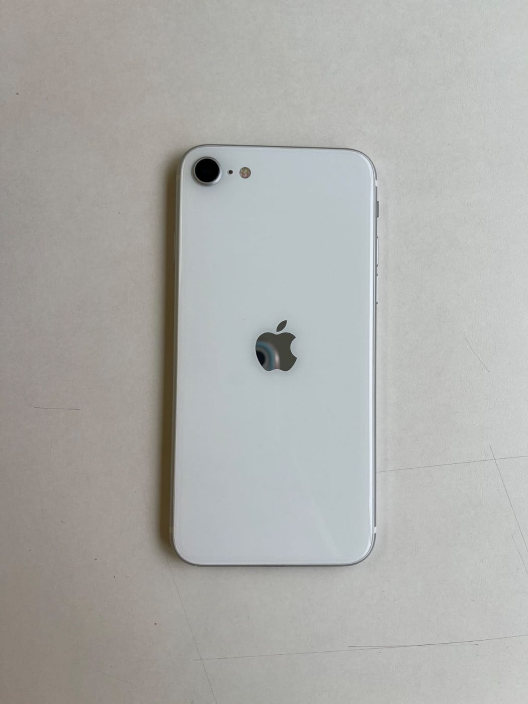 美品 iPhone SE (第2世代) 128GB ホワイト バッテリー78% MHGU3J/A - 1274