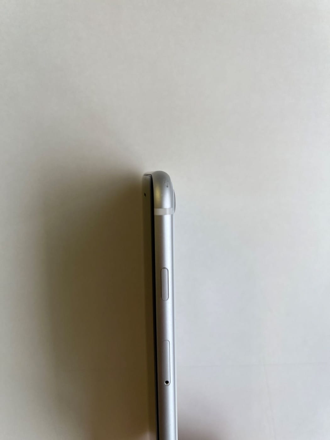 美品 iPhone SE (第2世代) 64GB ホワイト バッテリー82% MHGQ3J/A - 2967 4