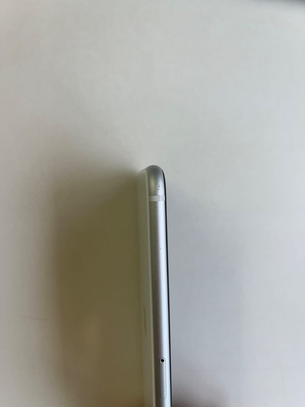 美品 iPhone SE (第2世代) 64GB ホワイト バッテリー82% MHGQ3J/A - 2967 5