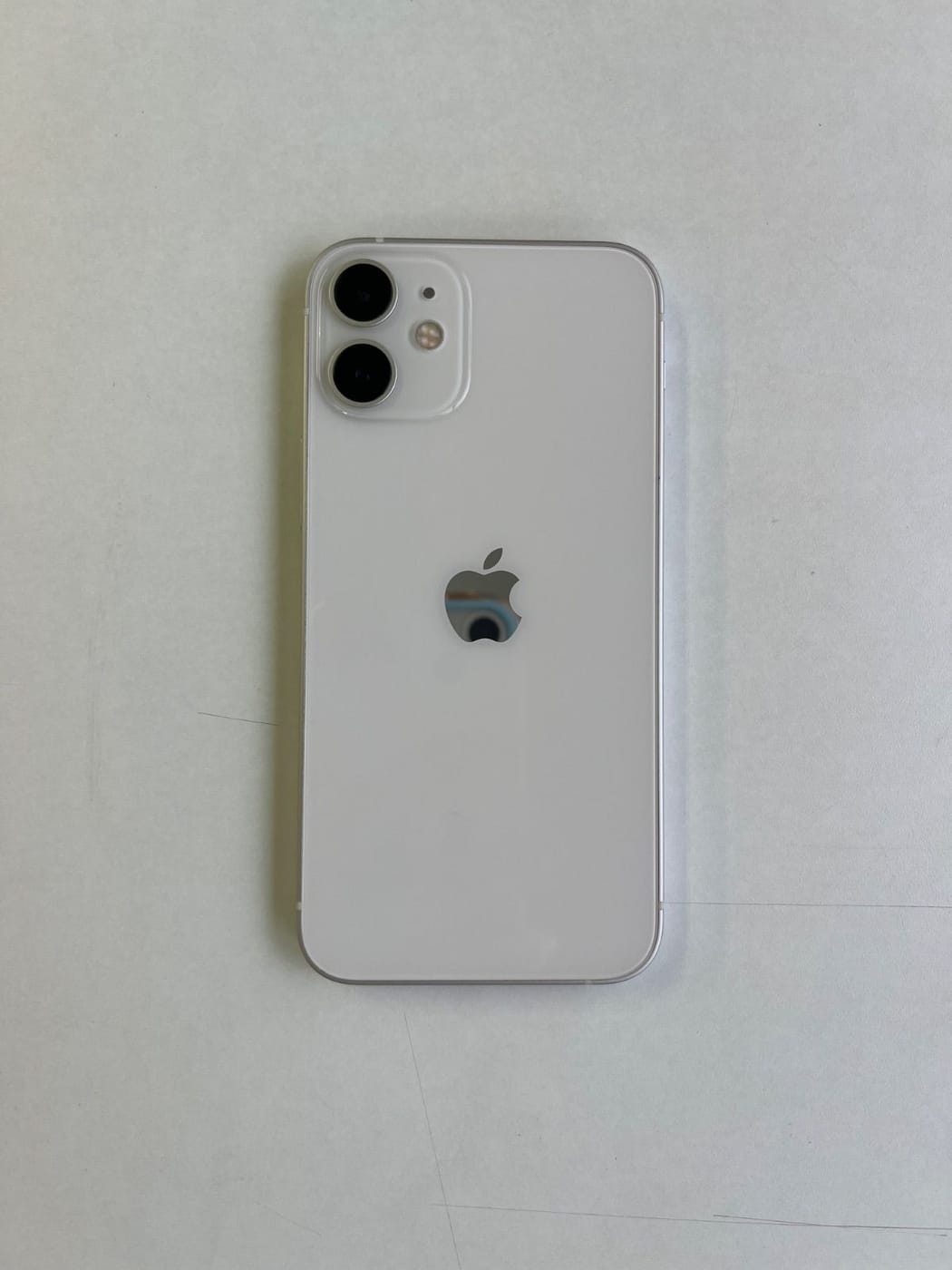 美品 iPhone 12 mini 64GB ホワイト バッテリー100% MGA63J/A - 3284