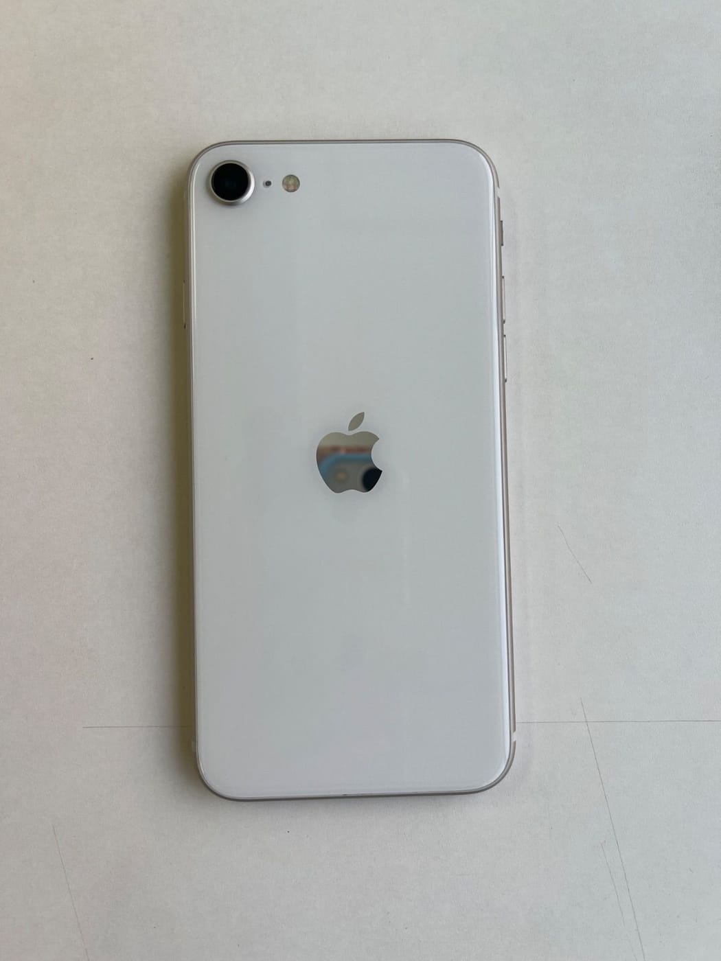 美品 iPhone SE (第3世代) 64GB スターライト バッテリー79% MMYD3J/A - 7865
