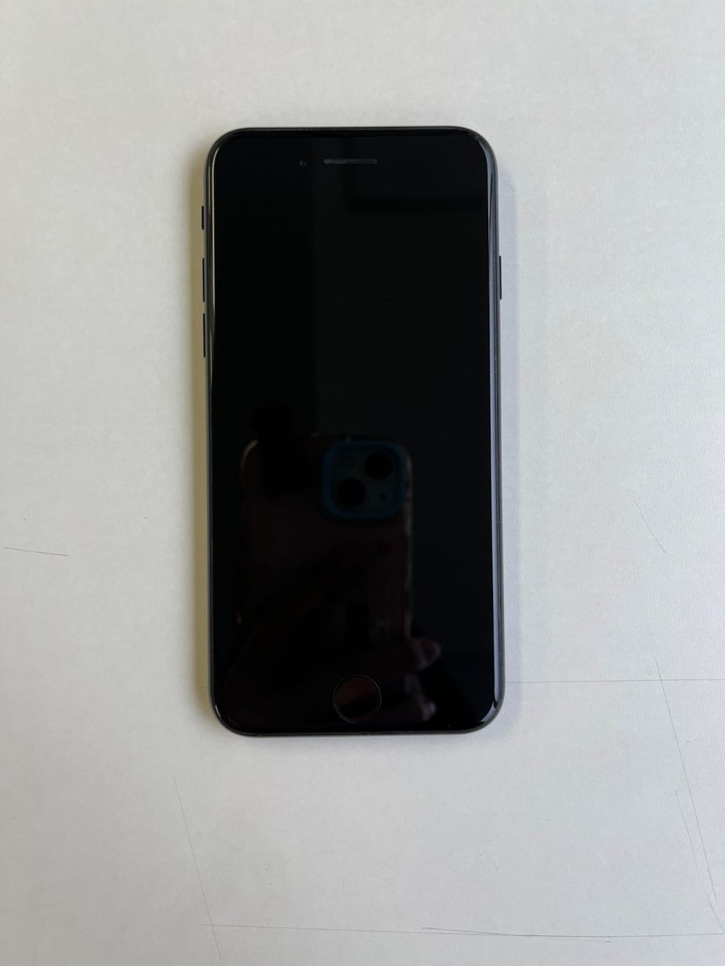 美品 iPhone SE (第3世代) 128GB ミッドナイト バッテリー83% - 5918 2