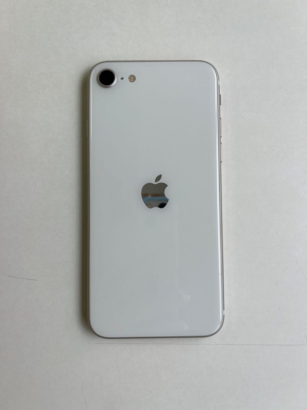 美品 iPhone SE (第3世代) 64GB スターライト バッテリー97% MMYD3J/A - 4934
