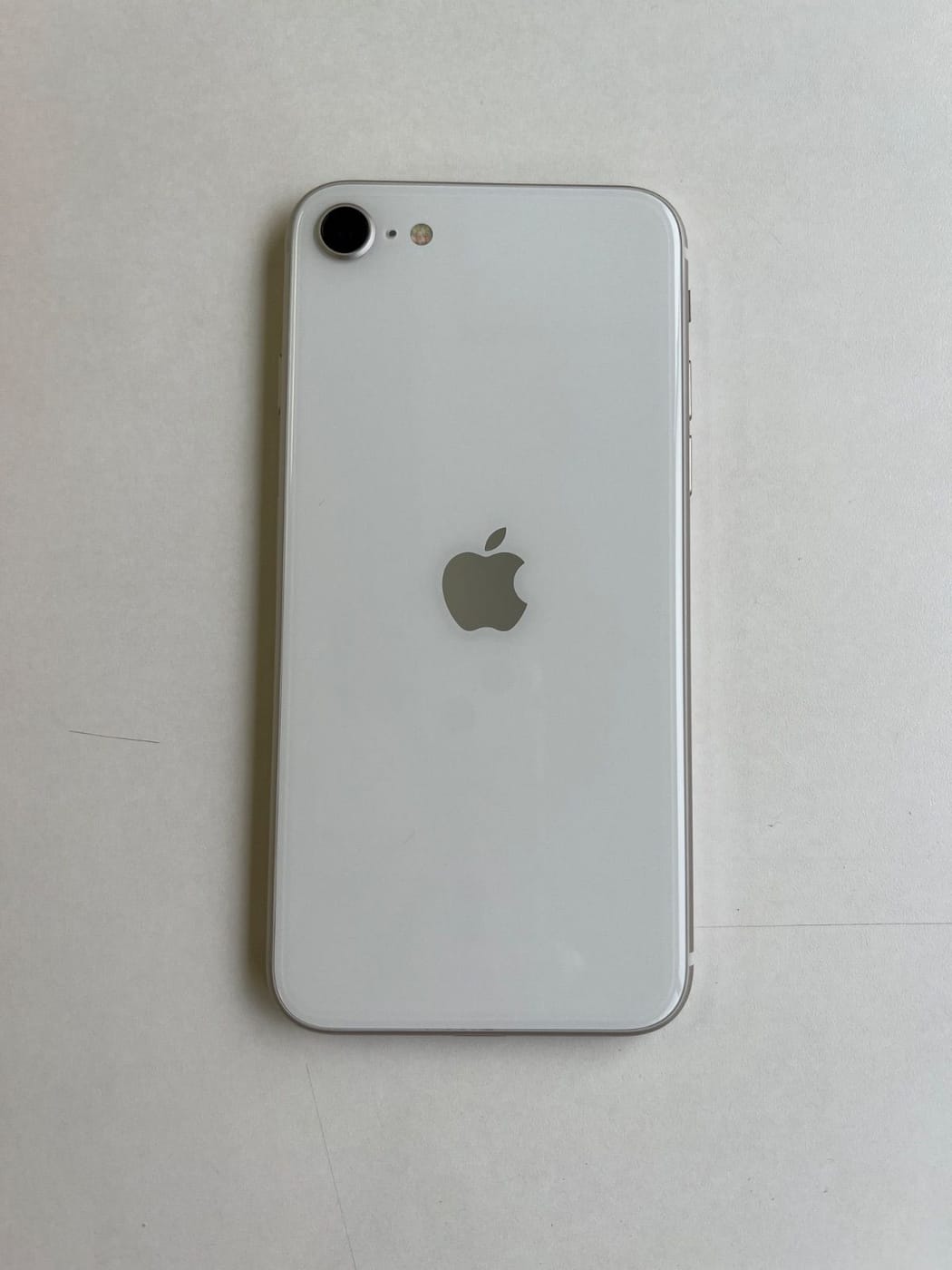 美品 iPhone SE (第3世代) 64GB スターライト バッテリー84% MMYD3J/A - 1322