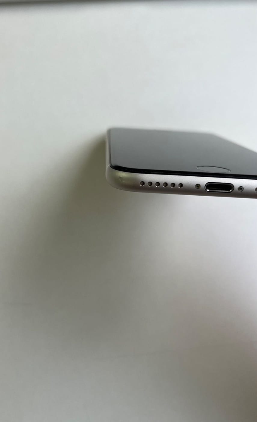 美品 iPhone SE (第3世代) 64GB スターライト バッテリー84% MMYD3J/A - 1322 6