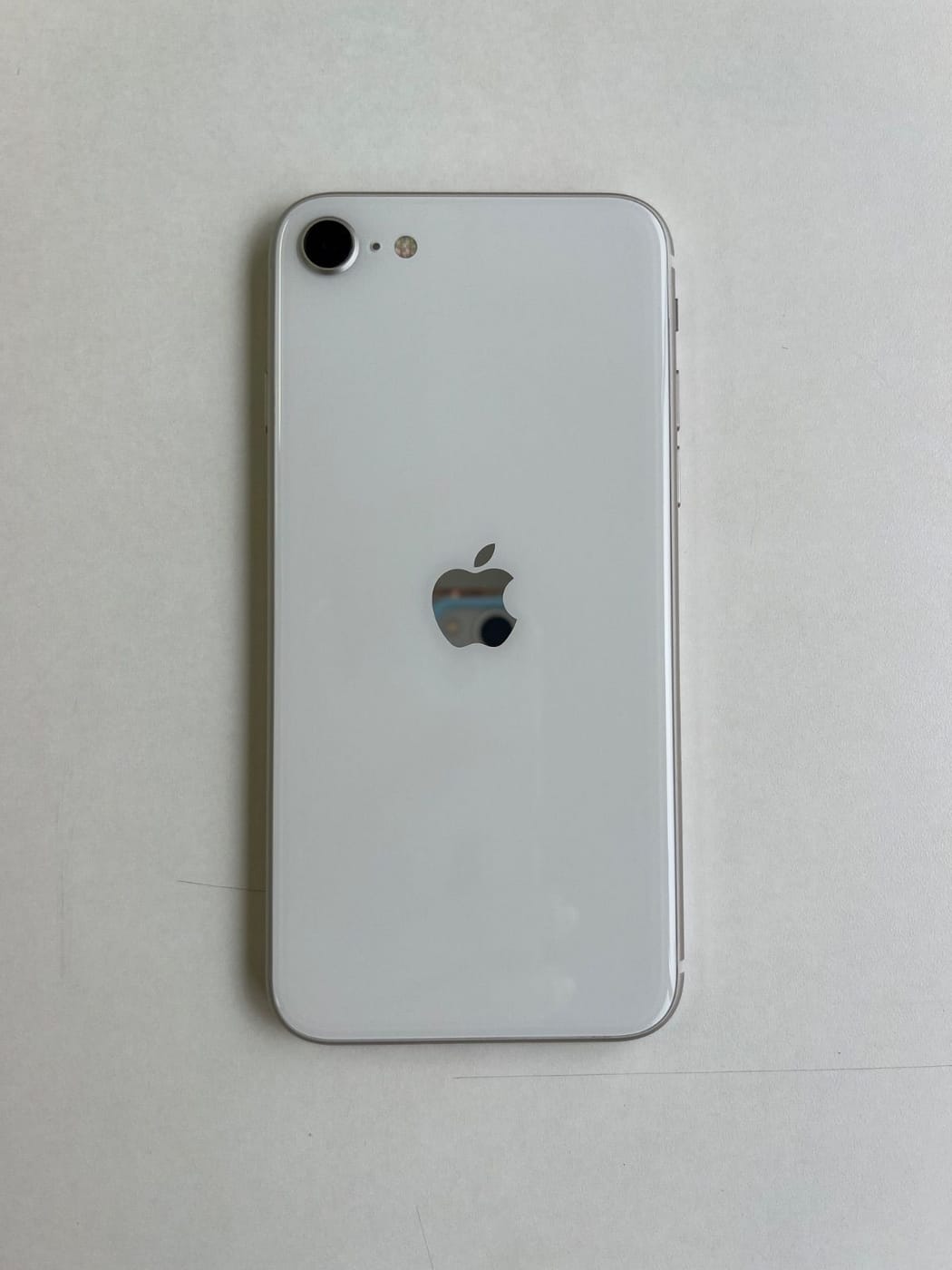 美品 iPhone SE (第3世代) 128GB スターライト バッテリー80% MMYG3J/A - 4850