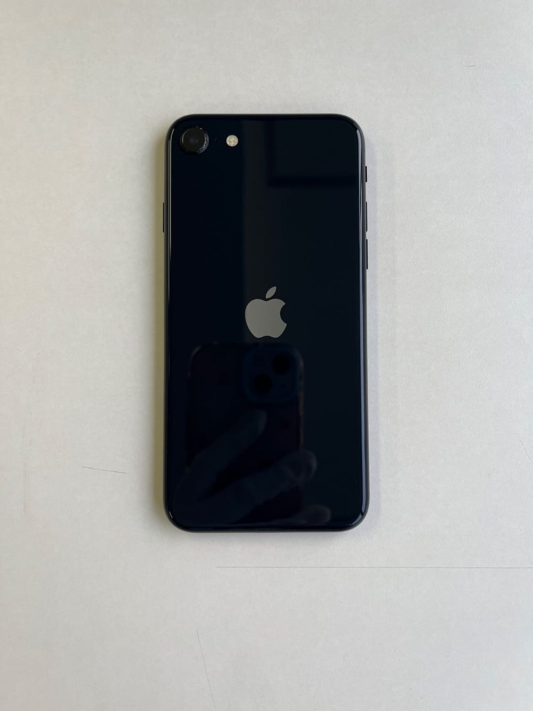 美品 iPhone SE (第3世代) 64GB ミッドナイト バッテリー86% MMYC3J/A - 2075