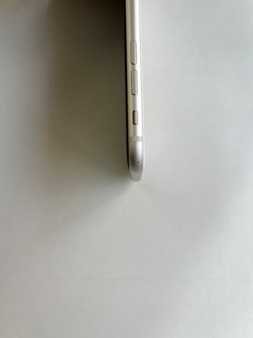 美品 iPhone SE (第3世代) 128GB スターライト バッテリー84% MMYG3J/A - 3797 6