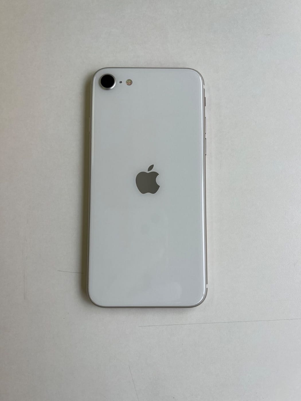 美品 iPhone SE (第3世代) 128GB スターライト バッテリー87% MMYG3J/A - 2468