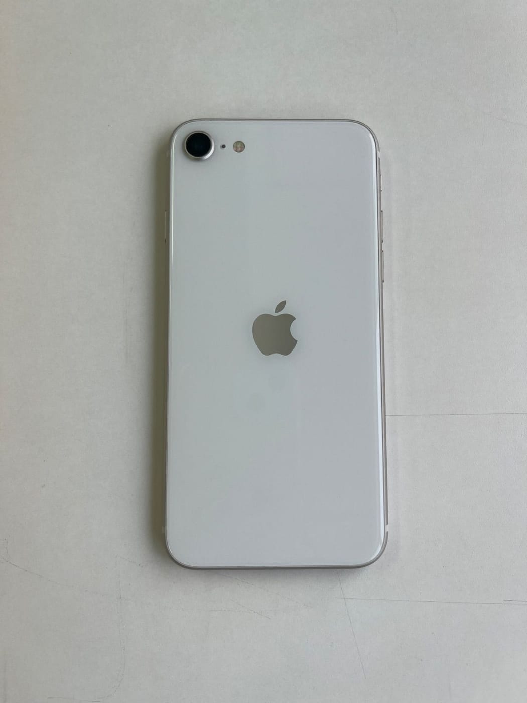 美品 iPhone SE (第3世代) 64GB スターライト バッテリー87% MMYD3J/A - 7363
