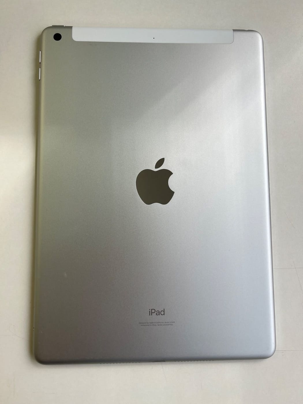 美品 iPad (第9世代) Wi-Fi+Cellular 256GB シルバー MK4H3J/A - 1860