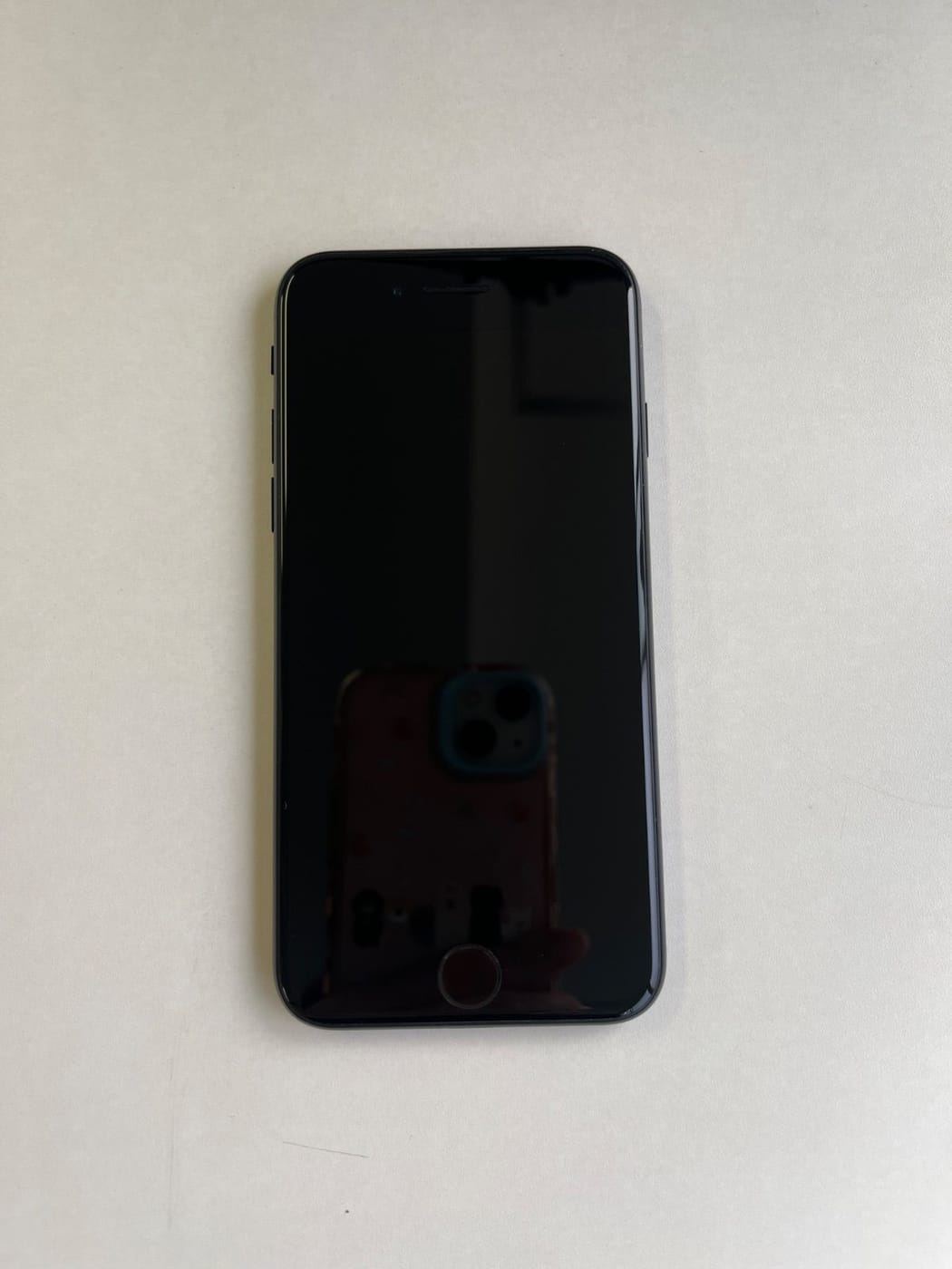 美品 iPhone SE (第3世代) 128GB ミッドナイト バッテリー81% MMYF3J/A - 6092 2