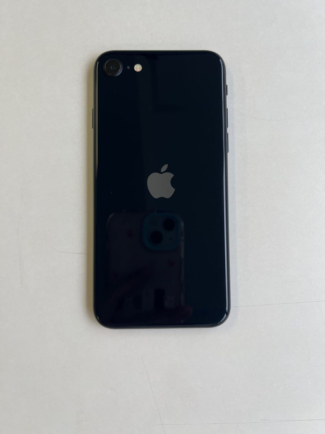 美品 iPhone SE (第3世代) 64GB ミッドナイト バッテリー83% MMYC3J/A - 8687