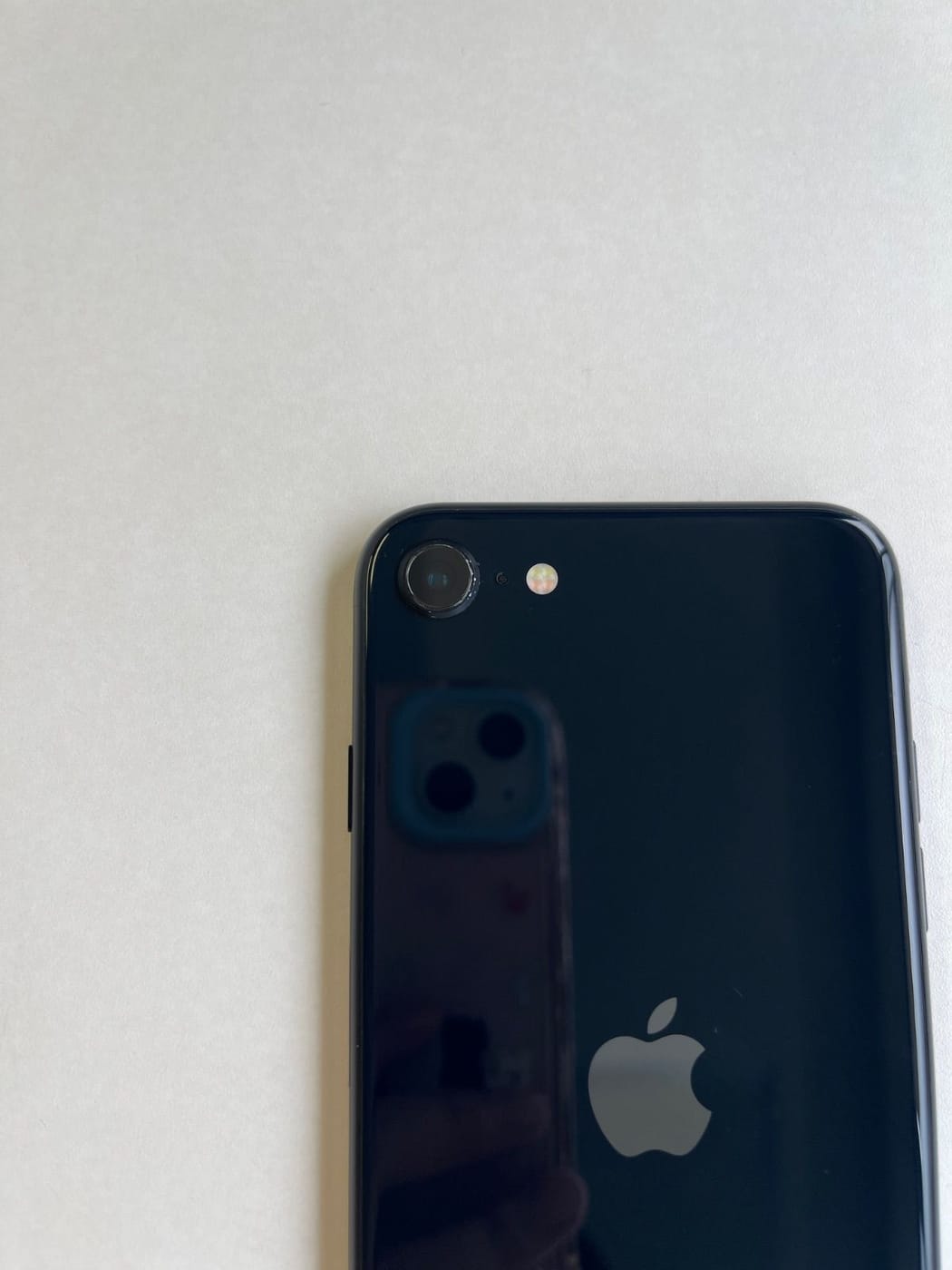 美品 iPhone SE (第3世代) 64GB ミッドナイト バッテリー77% MMYC3J/A - 6667 6