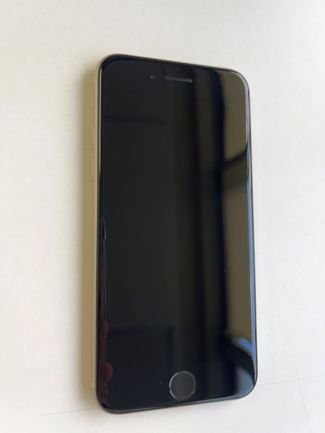 美品 iPhone SE (第3世代) 64GB スターライト バッテリー96% MMYD3J/A - 0261 6